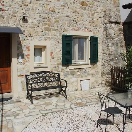 La Casa Del Sole A Cosy Nest In Lunigiana, Tuscany