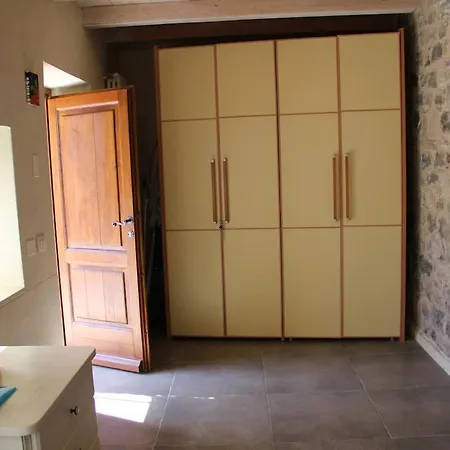 La Casa Del Sole A Cosy Nest In Lunigiana, Tuscany Apartment Giucano
