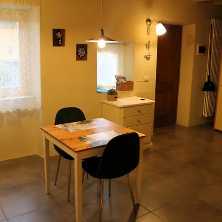 Apartment La Casa Del Sole A Cosy Nest In Lunigiana, Tuscany *